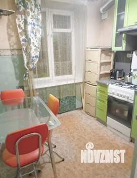 2-к квартира, вторичка, 42м2, 5/6 этаж