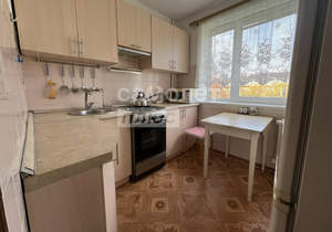 2-к квартира, вторичка, 43м2, 3/5 этаж