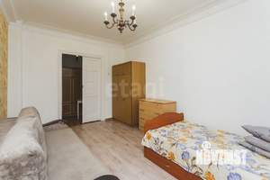 2-к квартира, вторичка, 57м2, 1/5 этаж