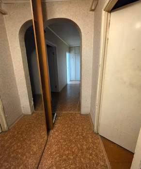 3-к квартира, вторичка, 61м2, 1/9 этаж