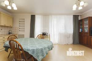 3-к квартира, вторичка, 90м2, 5/18 этаж