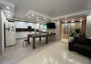 3-к квартира, вторичка, 103м2, 9/14 этаж