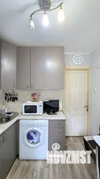 2-к квартира, вторичка, 45м2, 1/5 этаж