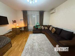 2-к квартира, вторичка, 63м2, 7/17 этаж