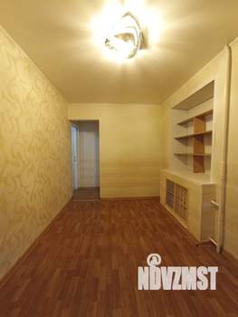 2-к квартира, вторичка, 40м2, 1/5 этаж