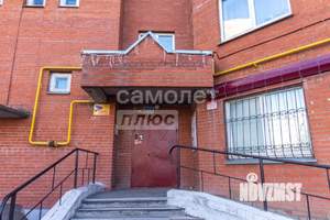 2-к квартира, вторичка, 52м2, 1/10 этаж