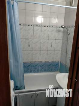 3-к квартира, вторичка, 64м2, 1/9 этаж