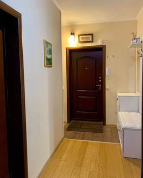 2-к квартира, вторичка, 60м2, 6/9 этаж