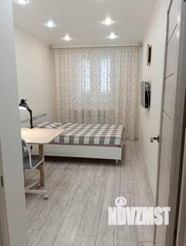 2-к квартира, вторичка, 61м2, 10/18 этаж