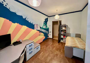 4-к квартира, вторичка, 110м2, 3/15 этаж