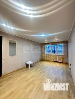 3-к квартира, вторичка, 56м2, 1/5 этаж