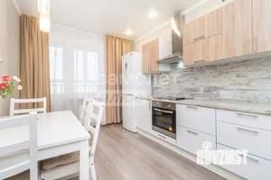 1-к квартира, вторичка, 42м2, 21/25 этаж