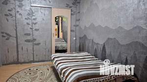 2-к квартира, вторичка, 42м2, 1/2 этаж