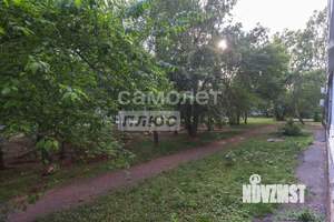 2-к квартира, вторичка, 44м2, 1/9 этаж