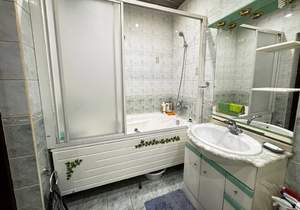 3-к квартира, вторичка, 110м2, 4/10 этаж