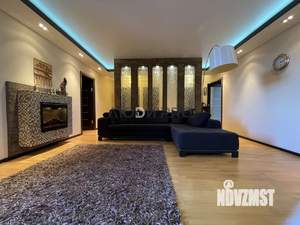 4-к квартира, вторичка, 136м2, 7/13 этаж