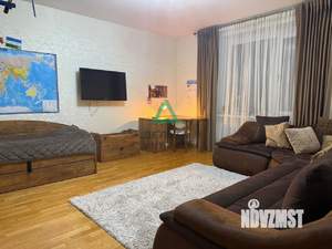 2-к квартира, вторичка, 63м2, 7/17 этаж