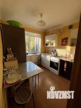 2-к квартира, вторичка, 43м2, 3/5 этаж