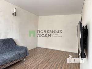 2-к квартира, вторичка, 43м2, 1/5 этаж