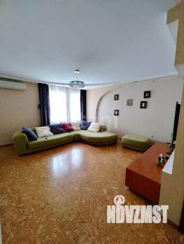 4-к квартира, вторичка, 128м2, 8/9 этаж