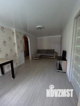 2-к квартира, вторичка, 42м2, 4/4 этаж