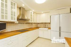 6-к квартира, вторичка, 166м2, 10/16 этаж