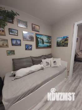 3-к квартира, вторичка, 58м2, 9/9 этаж