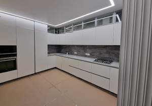 5-к квартира, вторичка, 210м2, 4/10 этаж