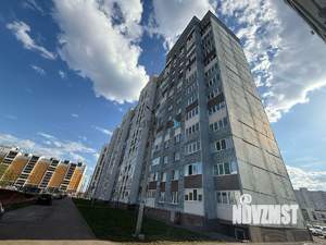 3-к квартира, вторичка, 68м2, 1/15 этаж