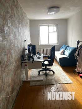3-к квартира, вторичка, 58м2, 5/5 этаж