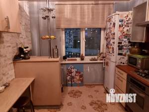 3-к квартира, вторичка, 58м2, 8/9 этаж