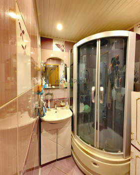 3-к квартира, вторичка, 68м2, 1/9 этаж