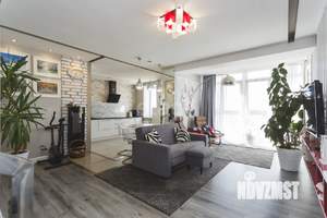 3-к квартира, вторичка, 103м2, 14/18 этаж
