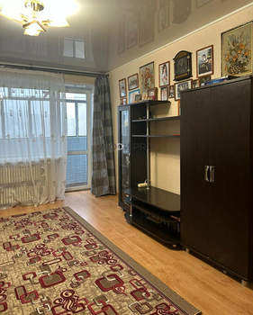 3-к квартира, вторичка, 68м2, 8/10 этаж