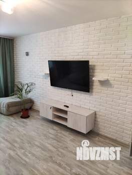 2-к квартира, вторичка, 58м2, 1/6 этаж