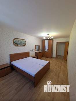 3-к квартира, вторичка, 74м2, 8/10 этаж