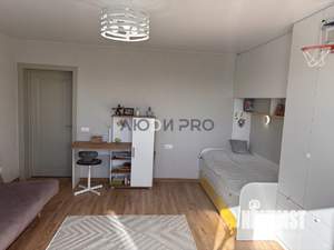 2-к квартира, вторичка, 67м2, 16/24 этаж