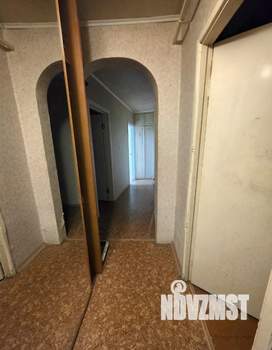 3-к квартира, вторичка, 61м2, 1/9 этаж