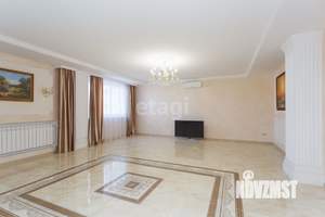 3-к квартира, вторичка, 136м2, 10/18 этаж