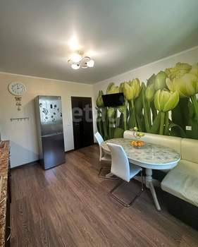2-к квартира, вторичка, 62м2, 4/4 этаж