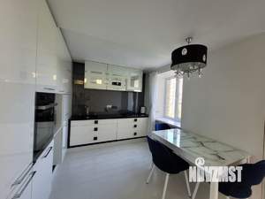 4-к квартира, вторичка, 82м2, 5/9 этаж