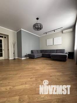 2-к квартира, вторичка, 67м2, 2/4 этаж