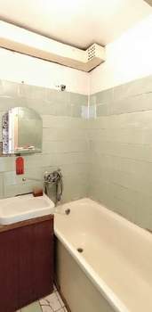 3-к квартира, вторичка, 61м2, 2/5 этаж