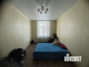 4-к квартира, вторичка, 93м2, 1/4 этаж