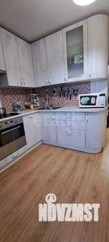 2-к квартира, вторичка, 60м2, 1/10 этаж