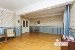 3-к квартира, вторичка, 104м2, 2/4 этаж