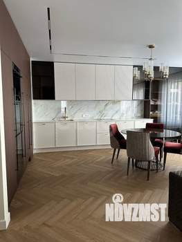3-к квартира, вторичка, 100м2, 5/21 этаж
