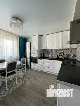 4-к квартира, вторичка, 82м2, 6/17 этаж