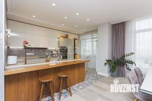 4-к квартира, вторичка, 151м2, 12/17 этаж