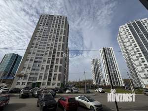 2-к квартира, вторичка, 61м2, 1/9 этаж